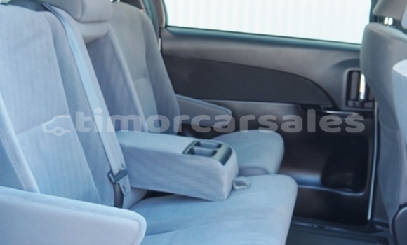 Acheter Import Voiture Toyota Previa Blanc à Dili, Dili Acheter Import Voiture Toyota Previa Blanc à Dili, Dili