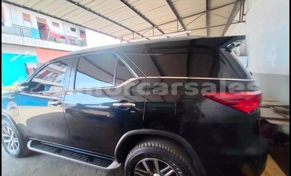 Acheter Occasion Voiture Toyota Fortuner Noir à Dili, Dili Acheter Occasion Voiture Toyota Fortuner Noir à Dili, Dili