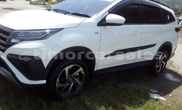 Acheter Occasion Voiture Toyota Rush Blanc à Dili, Dili Acheter Occasion Voiture Toyota Rush Blanc à Dili, Dili